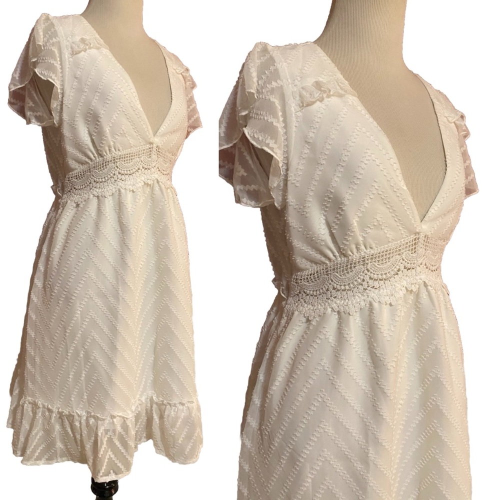 White Dress, Backless, Deep V Neck W/ Sheer Embroidered Waist, Small, EUC
